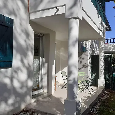 アパート T2 Moderne Avec Terrasse, Parking Et Acces Internet - - Fr-1-495-33