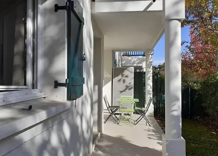 T2 à Cambo, Avec Piscine Et Parking, Proche Thermes - Fr-1-495-33 Appartamento